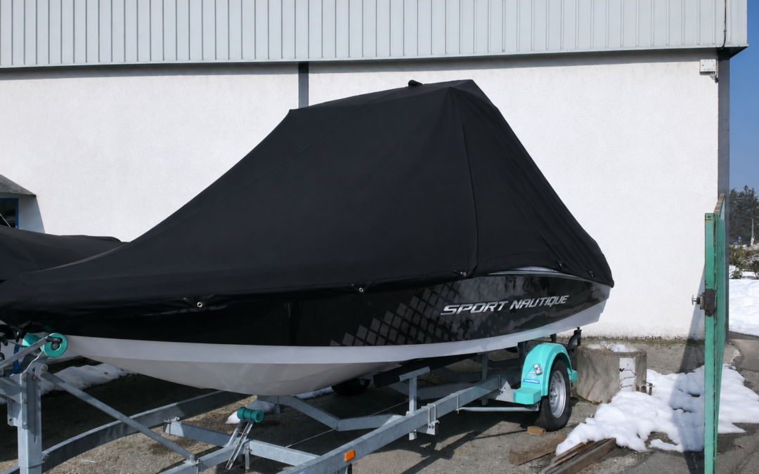 Combien coûte une bâche de bateau sur mesure en Suisse ?